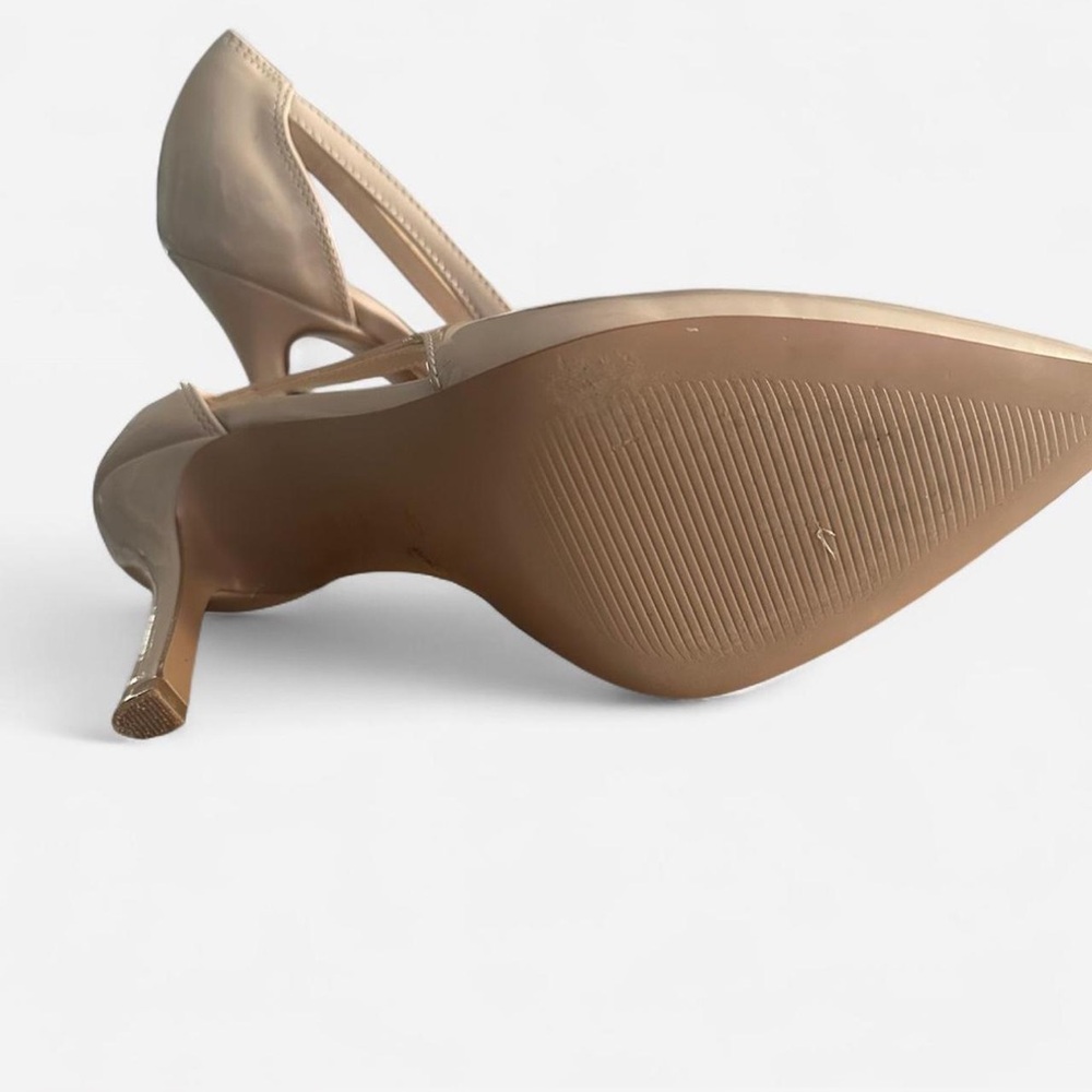 Women's Pointed Toe Patent High Heels in Nude - Picture 8 of 8
